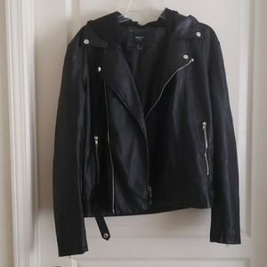F21 men's black faux leather jacket with hood